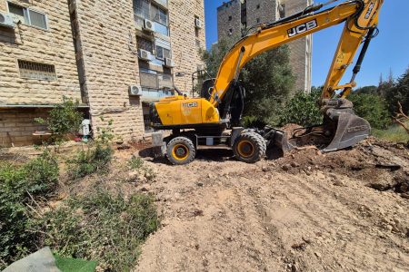 WhatsApp Image 2025-10-28 at 22.23.47_814ebdf0